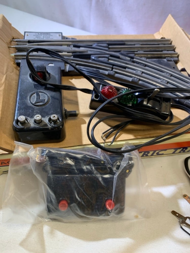 Lionel Switch’s & Controls - 5