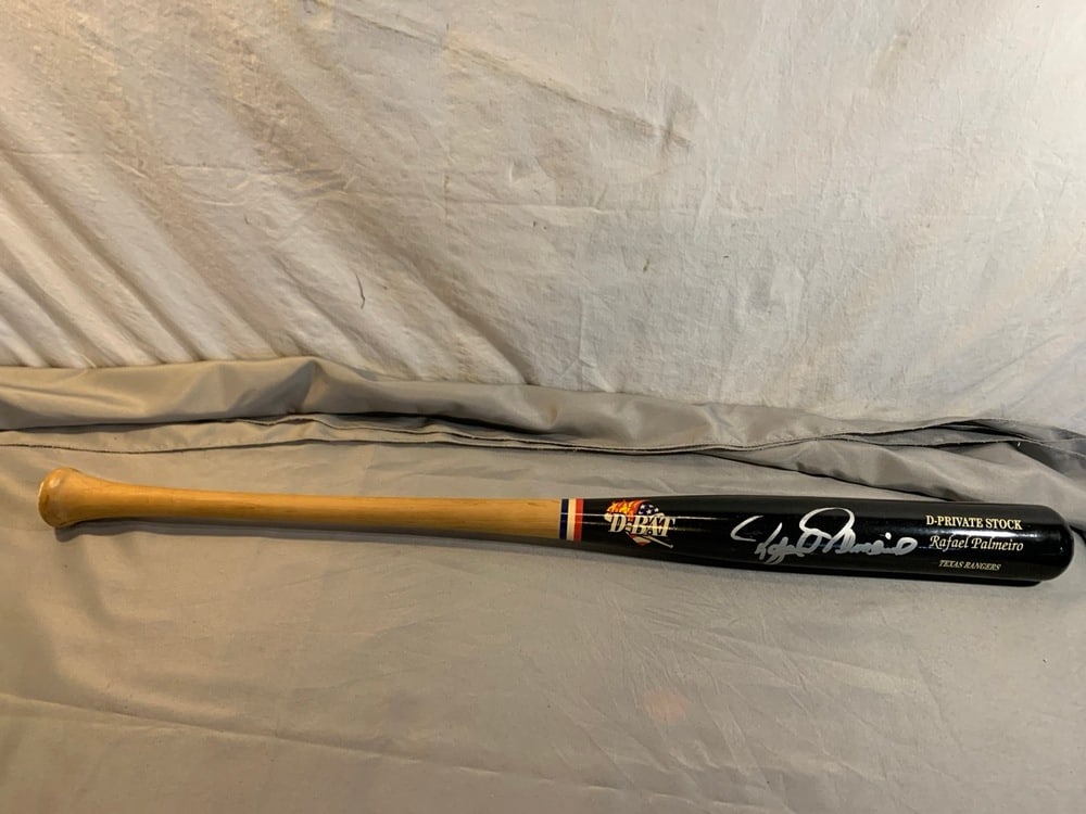Rafael Palmeiro Signed Bat: Rafael Palmeiro Signed Bat With JSA COA S60481