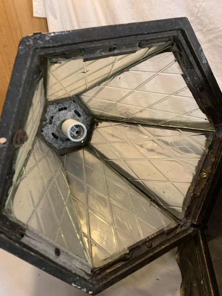 Antique Gate Post Lantern - 6