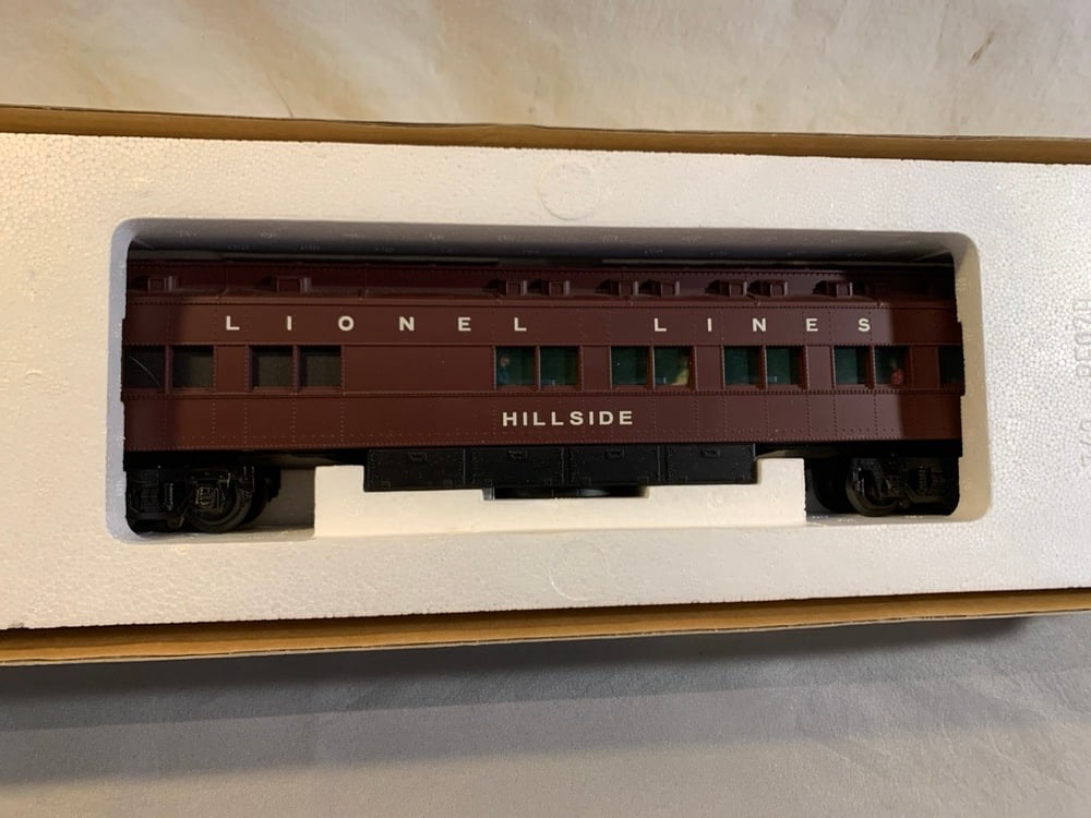 Lionel Lines car - 2