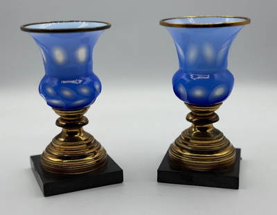Pair Of Opaline Glass Vases,xix Century,barfatan Glass Vases: Pair Of Opaline Glass Vases,xix Century,barfatan Glass VasesH:16 cmwidth across the rim:9cmPerfect condition!Period: 19th centuryStyle: Napoleon 3rdCondition: Good conditionMaterial: Glass