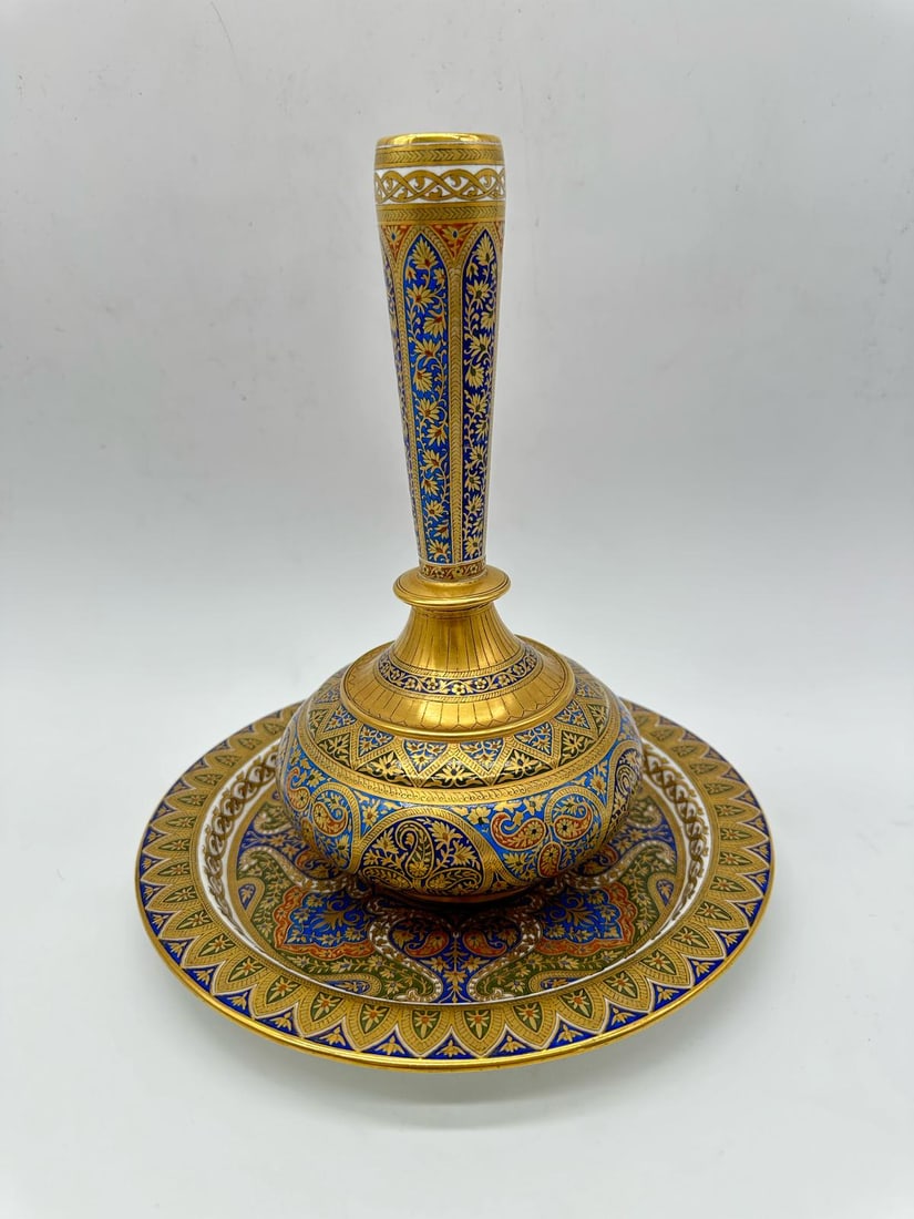 Minton porcelain for Oriental market,bottle with charger in Kashmir design,Indian Islamic interest (1 of 17)