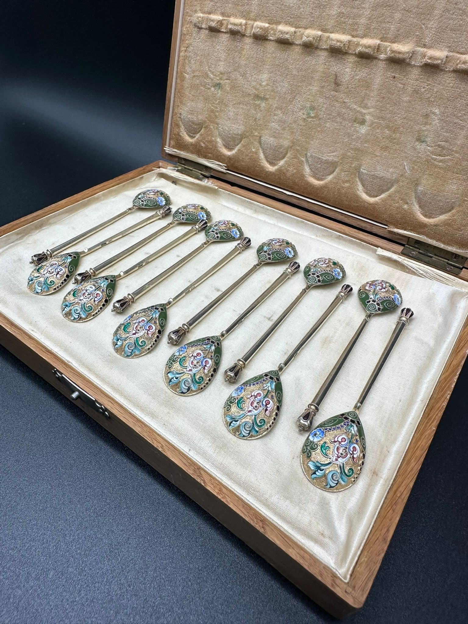 Set of 12 Russian Imperial Enamel Silver spoons,11 Artel: Very beautiful shaded enamel Russian Antique spoon by 11 Artel.Measures: 10,5 cm long Width: 2 cmCondition: Perfect Marks: 11 Artel, hallmarks: 84