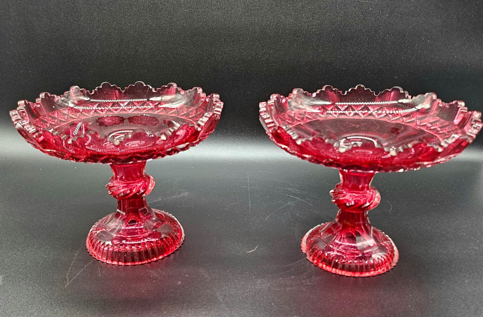Pair of Red Crystal Glass Tazza, Pigeon Blood Color, 19th Century (1 of 12)