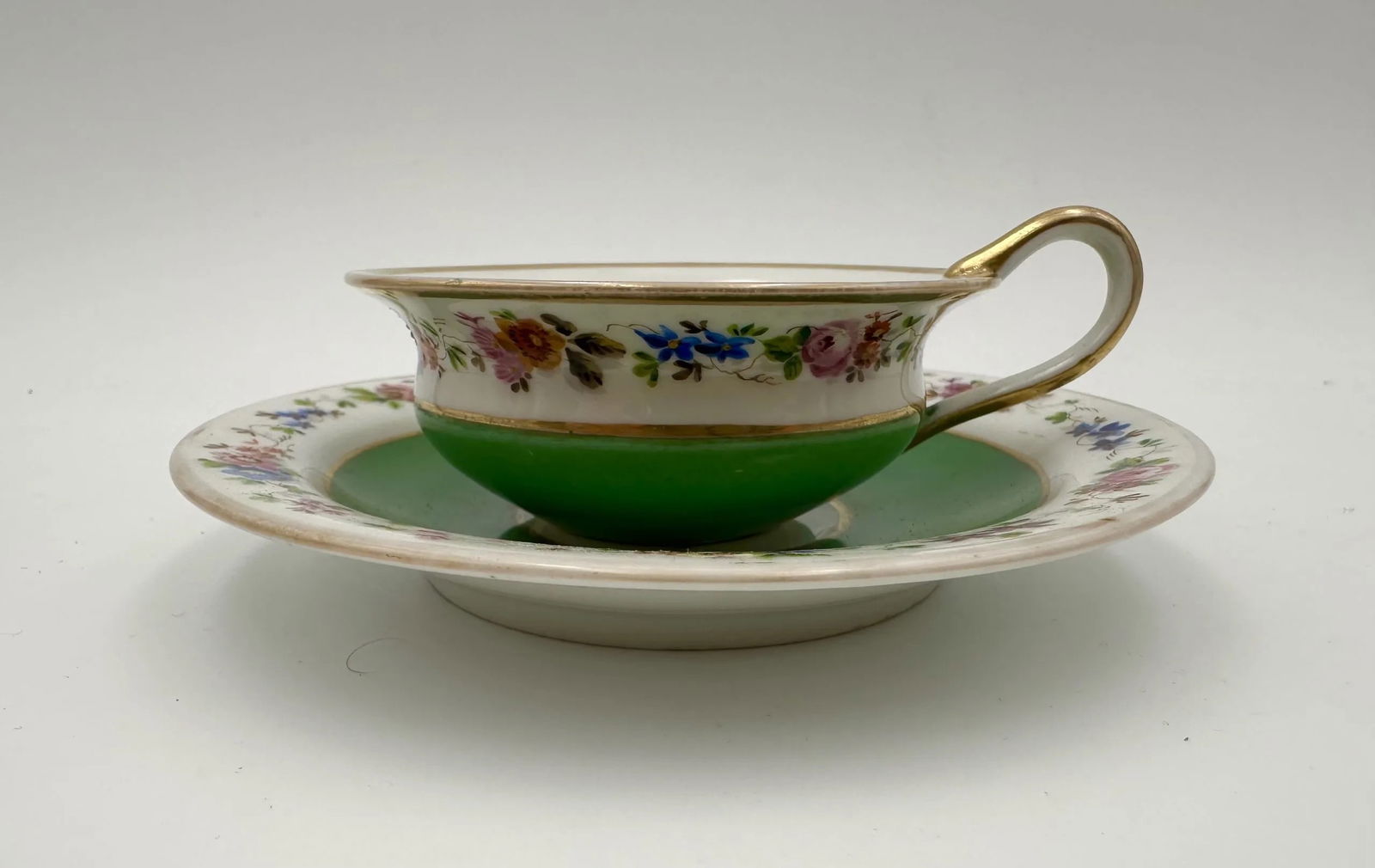 Russian Imperial porcelain cup and saucer, Gardener manufactory (1 of 10)