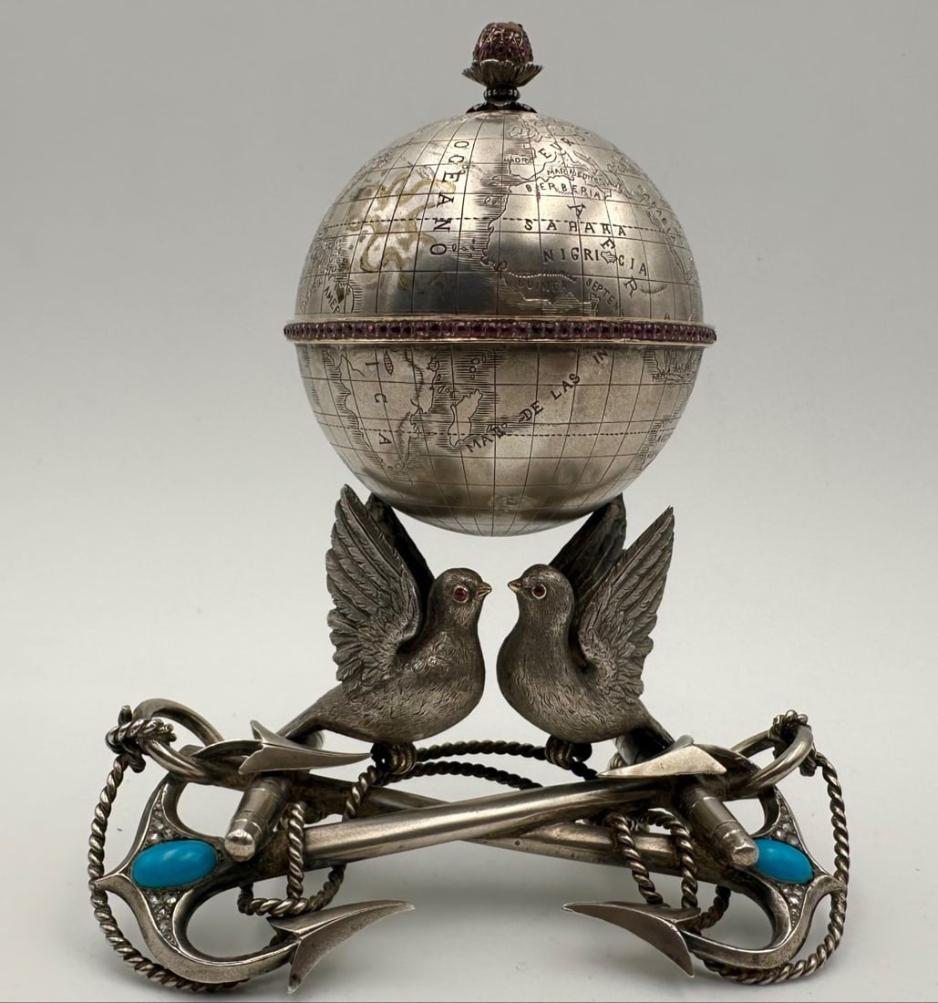 Silver Caviar Display Stand In The Shape Of A Glove With Ruby Stones, Very Very Rare! Russian?: Silver caviar display in the shape of a glove with ruby ??stones, Very very rare!The globe is placed on the pair of dove birds and decorated with turquoise stones.Magnificent work
