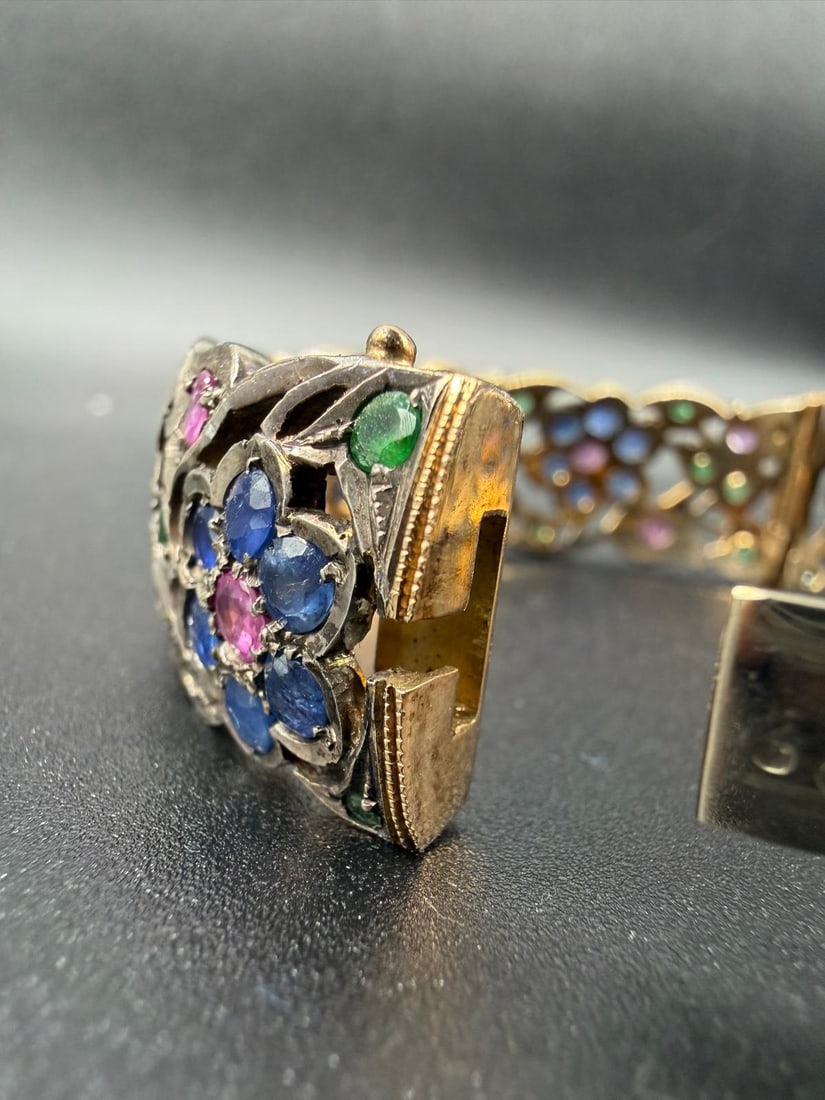 Antique RUBY, SAPPHIRE AND EMERALD HINGED BRACELET - 10