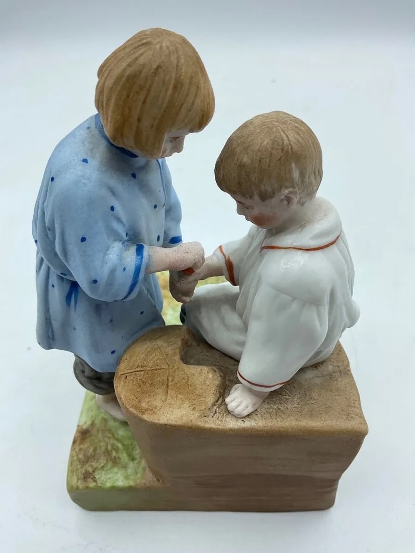 Antique Russian Gardner Porcelain Figurine From Easter Series: The figurine was published in the book “Gardner XVIII-XIX. Porcelain plastic, Moscow, Publishing house, Govorov and Sons, 2002Perfect condition