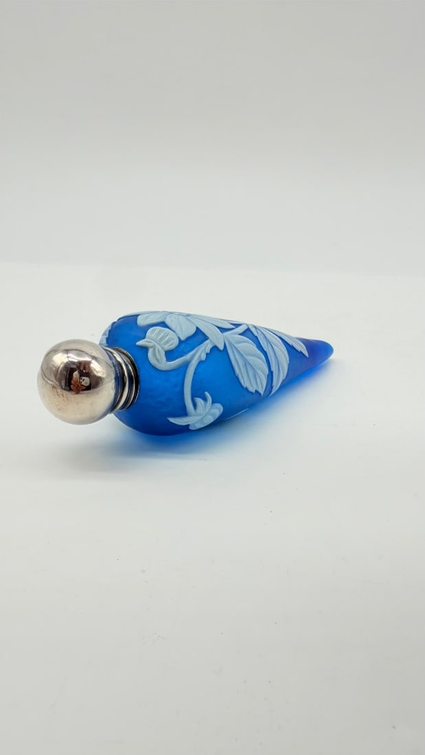 Stourbridge Cameo perfume bottle,Thomas Webb.Turquoise Glass Perfume Bottle. (1 of 10)
