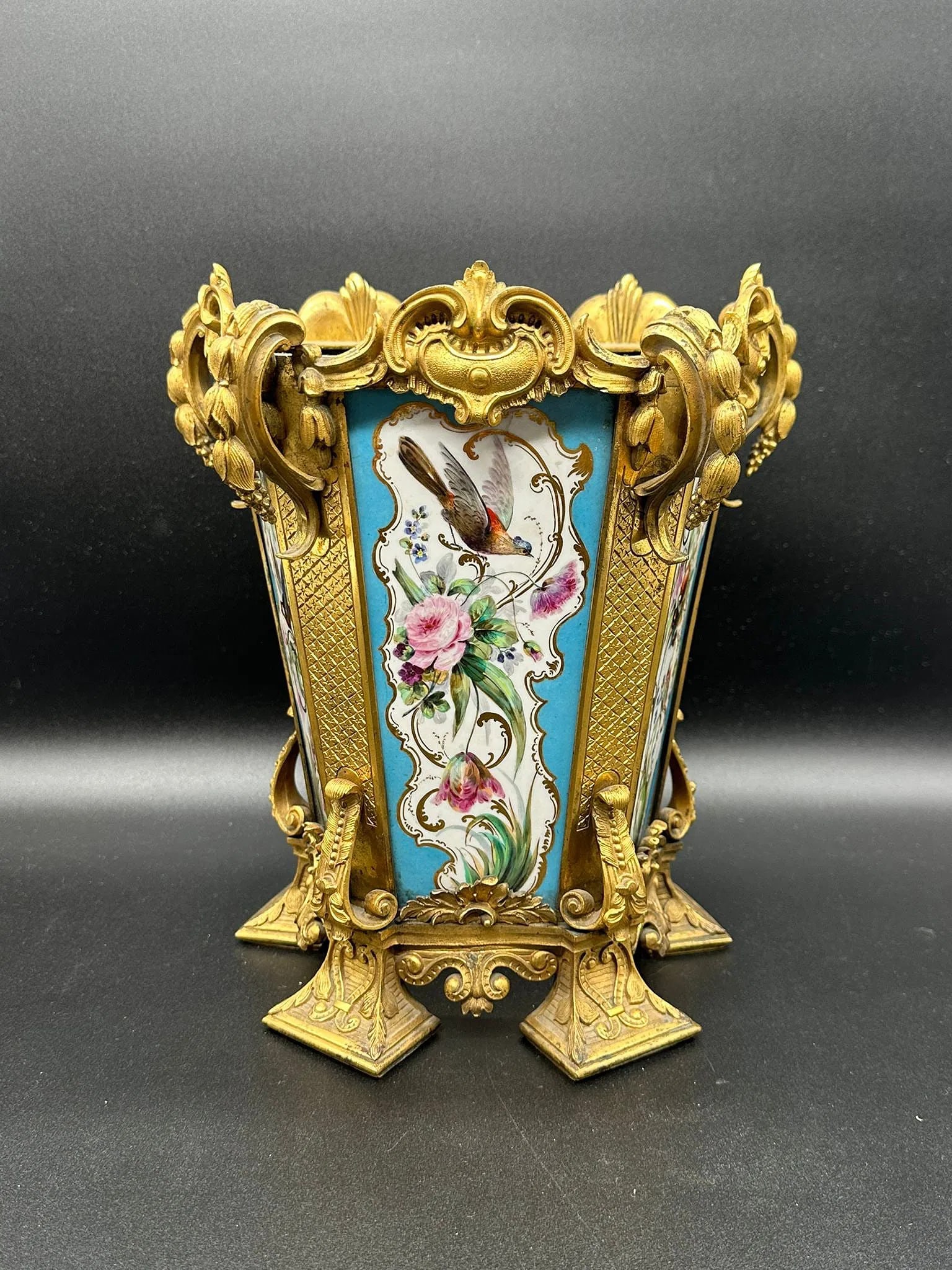 Imperial Porcelain Manufactory, St Petersburg | A Gilt-Bronze Mounted Porcelain Cachepot, Nicholas I (1 of 19)