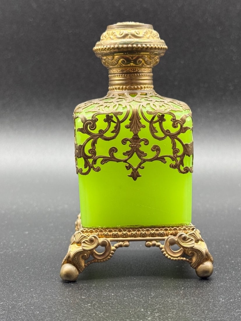 FRENCH GILT-BRONZE MOUNTED GREEN URANIUM OPALINE GLASS SCENT BOTTLE, PALAIS-ROYAL, NAPOLEON III (1 of 18)