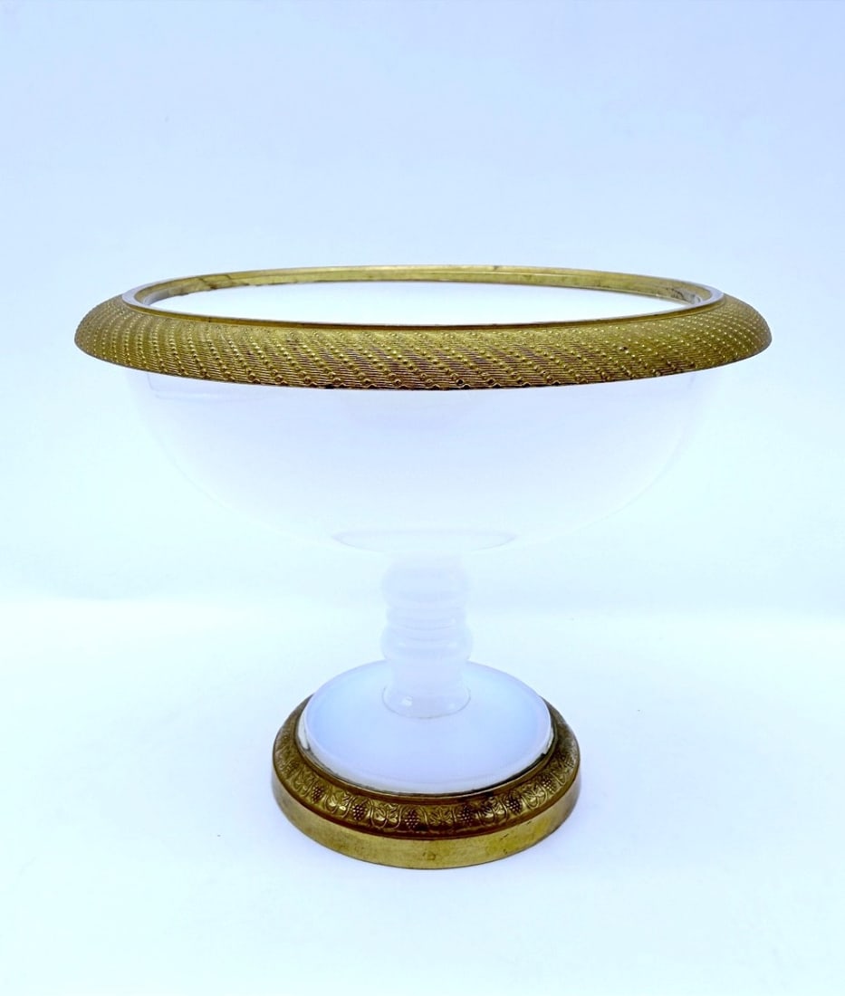 FRENCH "BULLE DE SAVON" OPALINE GLASS FOOTED TAZZA, CHARLES X PERIOD, CIRCA 1820–1830 (1 of 11)