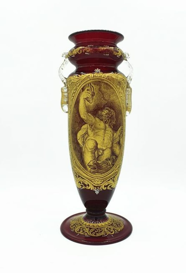VENETIAN RUBY RED GLASS AMPHORA VASE WITH GILDED DECORATION AFTER PONCHINO, LATE 19TH TO EARLY 20TH (1 of 9)