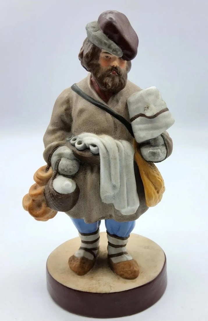 RUSSIAN GARDNER BISQUE FIGURINE OF A SBITEN SELLER (1 of 10)