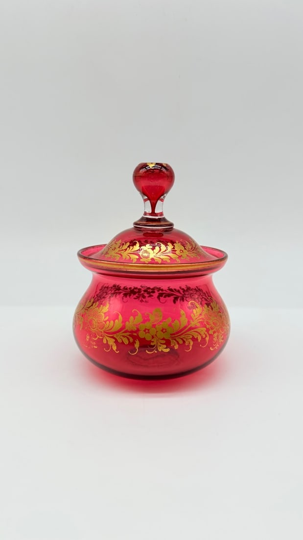 19TH-CENTURY BOHEMIAN RUBY RED GLASS COVERED BONBONNIÈRE (1 of 12)