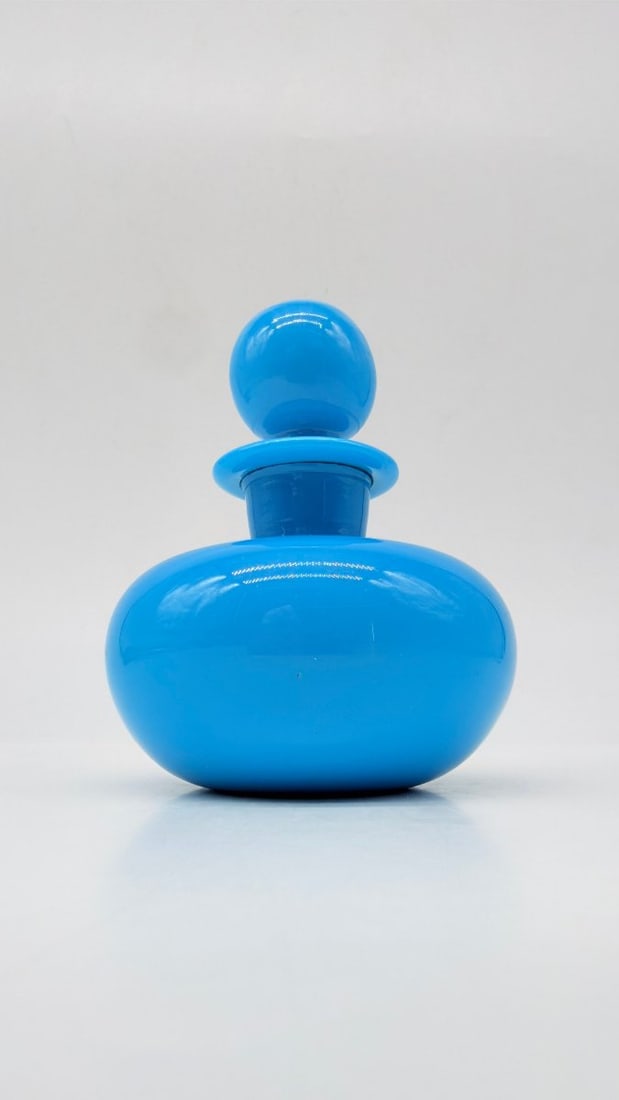 Turquoise Bulbous Shape Blue Opaline Scent Bottle, France, Napoleon III Period: A flattened spherical perfume bottle in turquoise-blue opaline glass, with a plain, sleek body, complete with its original matching spherical glass stopper.France. Napoleonic III period.H_12 cm W_8 cm