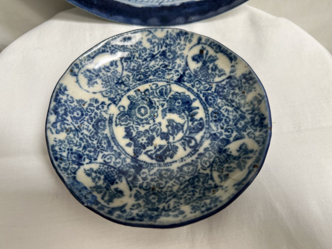 ANTIQUE CANTON WARE PLATE CIRCA 1800s HAND PAINTED BLUE 5" (1 of 2)