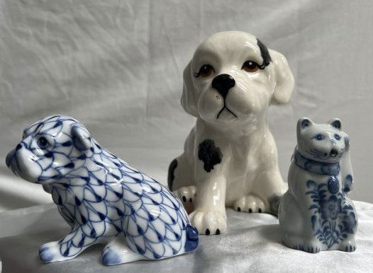 SET OF THREE (3) CERAMIC 2 DOGS AND A CAT  4-6' TALL (1 of 4)