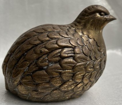 1960s BRASS QUAIL BIRD SCULPTURE HEAVY WEIGHING 4" TALL 5" WIDE: 1960s BRASS QUAIL BIRD SCULPTURE HEAVY WEIGHING 4" TALL 5" WIDE IN HOUSE SHIPPING $20 FREE PICK UP