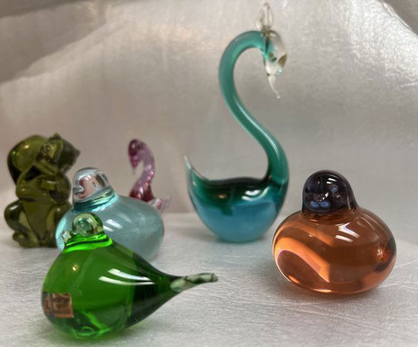 SET OF 6 STUNNING HAND BLOWN GLASS BIRDS AND ANIMAL FROM SWEDEN (1 of 3)