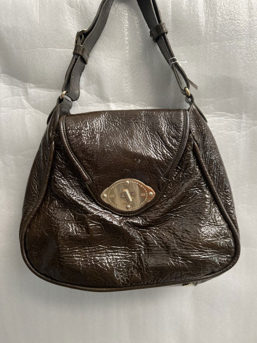 VINTAGE ESCADA NYLON AND CRINKLE LEATHER SHOULDER BAG: VINTAGE ESCADA CRINKLE PATENT LEATHER SHOULDER BAG IN HOUSE SHIPPING $20 FREE PICK UP