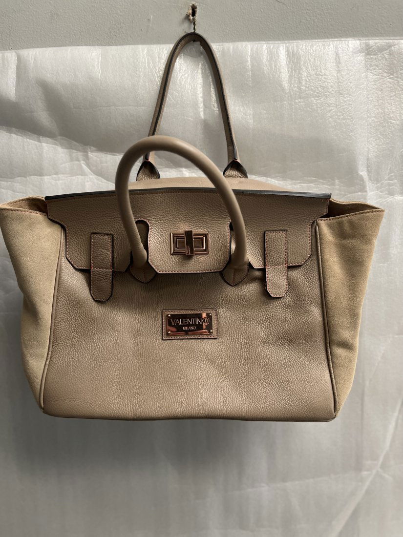 LARGE VALENTINO HANDBAG MILANO (1 of 5)