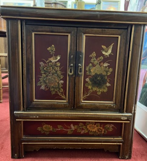 CHINESE ANTIQUE SIDE SERVING TABLE: CHINESE ANTIQUE SIDE SERVING TABLE FREE PICK UP OR SHIPPING BY RBSHIPPING INFO@RBSHIPPINGLLC.COM