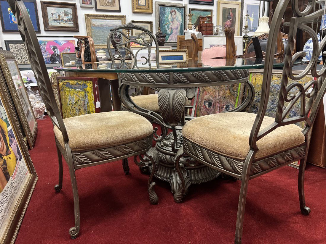 METAL AND GLASS HEAVEY DINING TABLE WITH 4 CHAIRS: METAL AND GLASS HEAVEY DINING TABLE WITH 4 CHAIRS FREE PICK UP SHIPPING BY RB SHIPPING , INFO@RBSHIPPINGLLC.COM