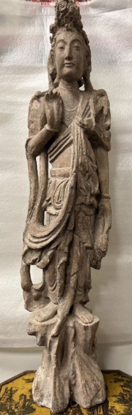 VINTAGE LARGE GUAN YIN TERRA COTTA SCULPUTRE BY AUSTIN PRODUCTIONS STANDS 42": STUNNING VINTAGE LARGE GUAN YIN TERRA COTTA SCULPUTRE BY AUSTIN PRODUCTIONS STANDS 42" 10" WIDE FROM A PALM BEACH ESTATE , EMAIL US FOR A LIST OF SHIPPERS