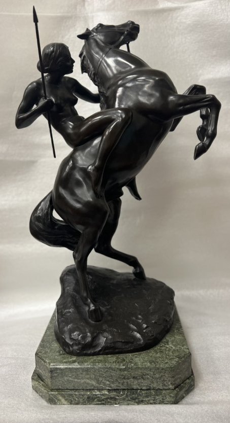 ERICH SCHMIDT-KESTNER (1877-1941) STUNNING BRONZE WOMAN WARRIOR ON A STALLION: ERICH SCHMIDT-KESTNER (1877-1941) STUNNING BRONZE WOMAN WARRIOR ON A STALLION , SITTING ON A GREENISH MARBEL BASE ,24" TALL 13" WIDE 53 LBS , ORIGIN GERMANY FROM A SOUTH FLORIDA COLLECTORS ESTATE