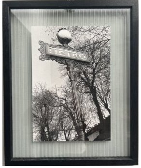CLAY DAVIDSON PHOTOGRAPHER " METRO" SOMEWHERE TO GO, ART SANDWICHED IN BETWEEN: CLAY DAVIDSON PHOTOGRAPHER " METRO" SOMEWHERE TO GO, ART SANDWICHED IN BETWEEN GLASS CIRCA: LATE 20th Century ORIGIN: AMERICA DIMENSIONS: Image H: 15" W: 10", & Frame H: 17.25" W: 24"IN HOUSE SHIPPING