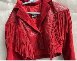 VINTAGE COMMIT GENUINE LEATHER RED BOMBER COWGIRL JACKET: VINTAGE COMMIT GENUINE LEATHER RED BOMBER COWGIRL JACKET SIZE M IN HOUSE SHIPPING $40 OR FREE PICK UP
