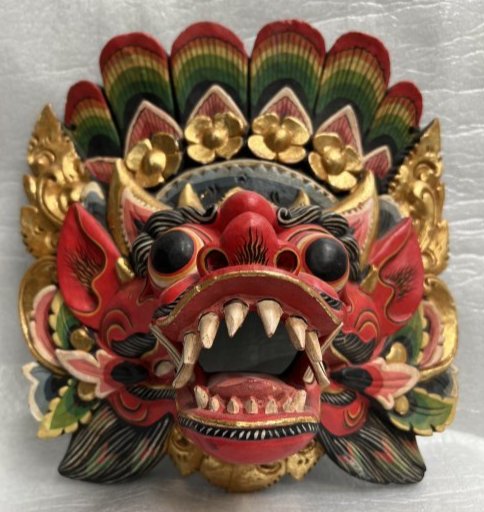 HAND CARVED AND PAINTED BALINESE MASK (1 of 2)