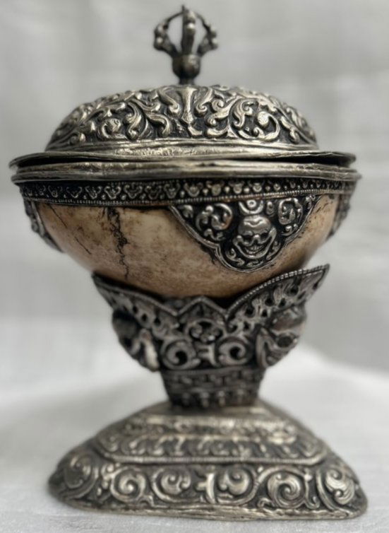 TIBETAN SKULL CUP, THE CUP IS A REAL TOP OF A SKULL. THEY ARE CALLED KAPALAS 1880-1910 (1 of 12)
