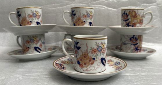 "VISTA ALEGRE PORTUGAL" SET OF 7 ESPRESSO CUPS AND SAUCERS MADE IN PORTUGAL (1 of 4)