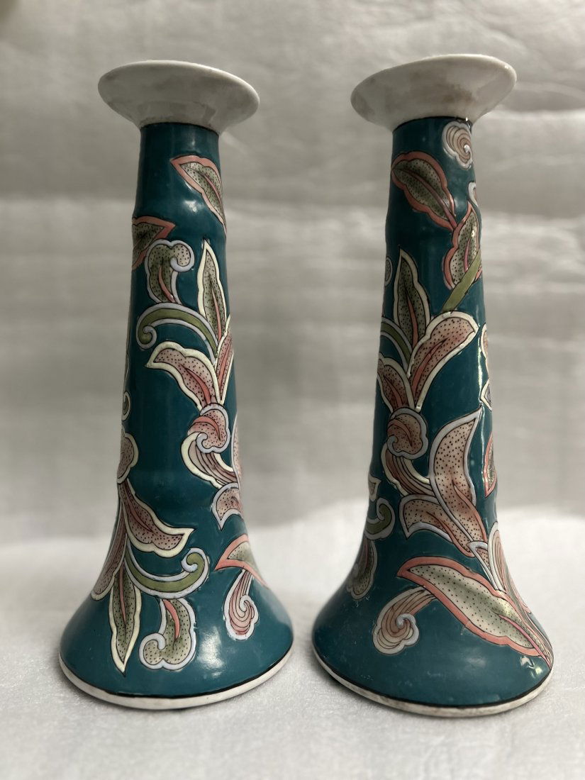 FREDERICK COOPER STUNNING CANDLESTICKS 10" TALL HAND MAID HAND PAINTED: FREDERICK COOPER STUNNING CANDLESTICKS 10" TALL HAND MAID HAND PAINTED, TEAL BLUE WITH A FLOWER DESIGN , HIS MARKS ARE ON THE INSIDE. IN HOUSE SHILLING AVAILABLE OR FREE PICK UP