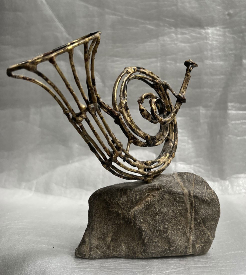 ITALIAN RENAISSANCE TWISTED METAL MUSICAL INSTRUMENT ON A STONE BASE STATUE: ITALIAN RENAISSANCE TWISTED METAL MUSICAL INSTRUMENT ON A STONE BASE STATUE 7" TALL 6.5" WIDE 3" DEEP WE OFFER FREE PICK UP OR OUR IN-HOUSE PREFERRED SHIPPER IS UPS #4825 Starr Almeida, EMAIL STARR AT