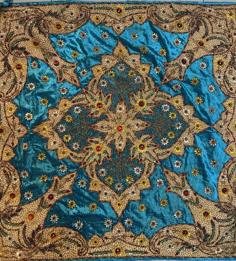 ANTIQUE INDIAN HAND MADE GEMS TAPESTRY WALL DECOR FROM INDIA (1 of 2)