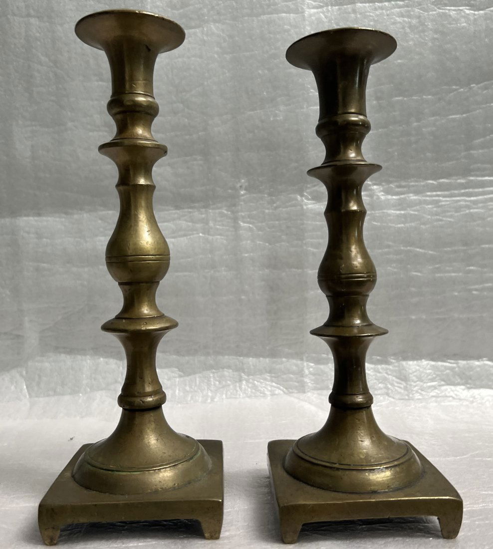 VINTAGE PAIR BRASS TAPER CANDLEESTICK HOLDERS MADE IN INDIA 10" TALL (1 of 2)