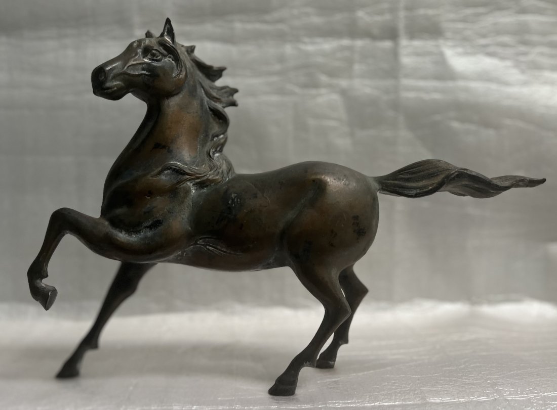ANTIQUE  JAPANESE BRONZE HORSE SCULPTURE (1 of 3)