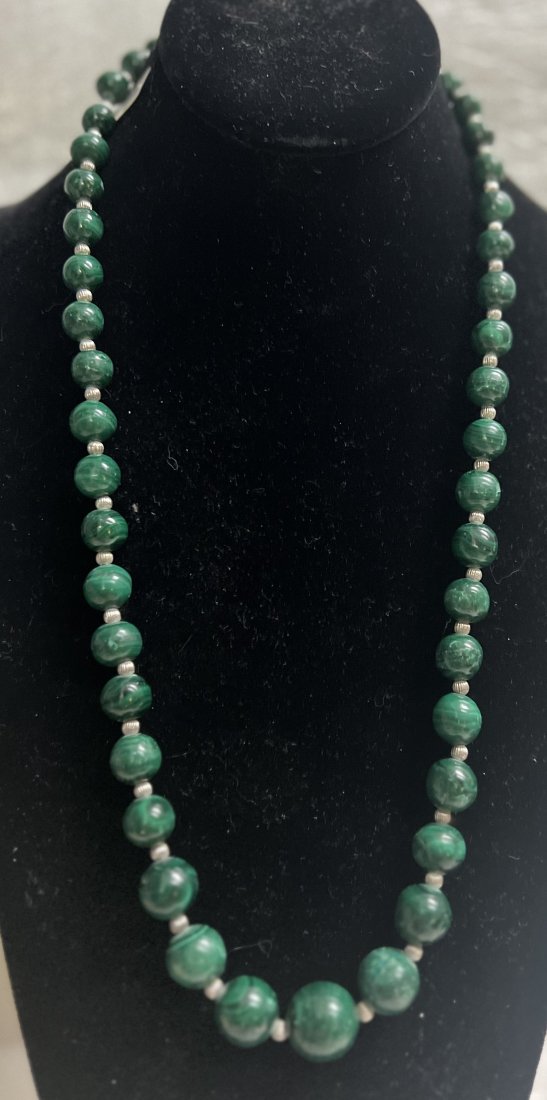 NECKLACE SEMIPRECIOUS RARE MALACHITE  FROM A RETIRED DEALER 24" (1 of 2)