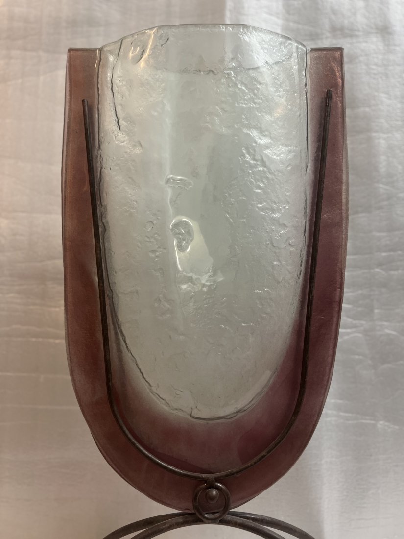 JASMINE ART GLASS U VASE RED & CLEAR FUSED GLASS MONDERN ART WITH STAND: Elevate your home décor with this stunning Jasmine Art Glass U Vase. The breathtaking fusion of red and clear glass creates a modern and artistic look that will complement any room. Crafted from high