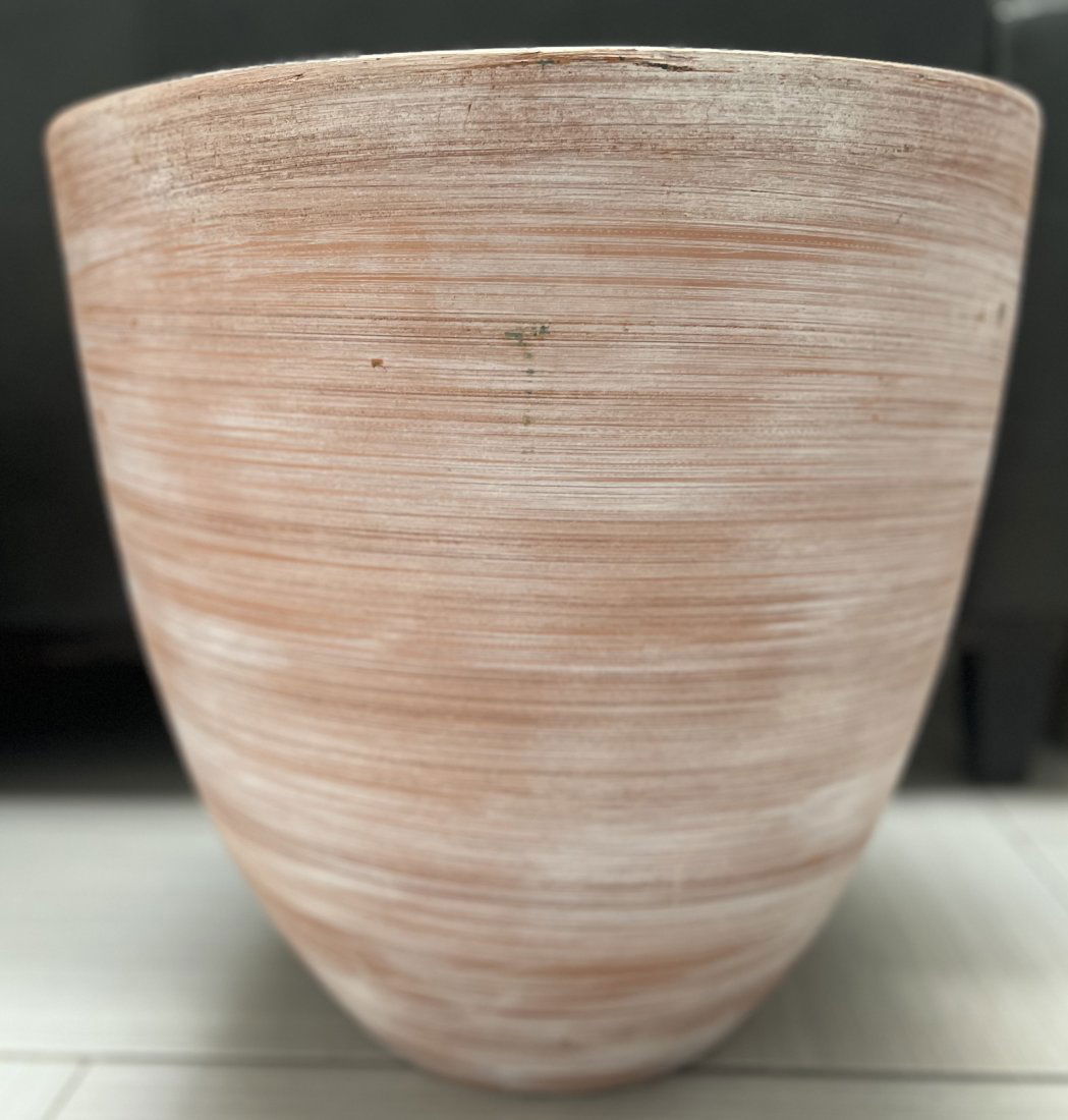 A LARGE CLAY PATIO PLANTER (1 of 4)