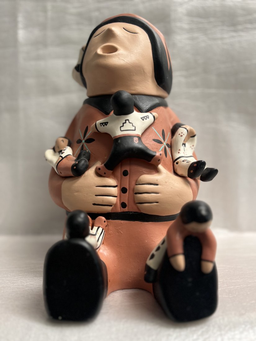 VINTAGE NATIVE AMERICAN  FROM MEXICO STORYTELLER WITH 9 CHILDREN (1 of 6)