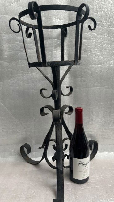Vintage Antique mid Century Hand Forged Wrought Iron Plant Stand 24" tall (1 of 2)
