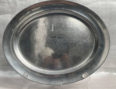 LARGE RWP WILSON COLUMBIA PA USA PEWTER SERVING PLATTER 19": This large oval serving platter, made of high-quality pewter, is a stunning addition to any dinnerware collection. With a size of 19 inches, it is perfect for serving large amounts of food to your