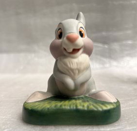 2004 WALT DISNEY COLLECTORS SOCIETY "THUMPER"  BAMBI , MEMBERS ONLY SCULPTURE