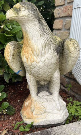 SITTING EAGLE OUTDOOR CEMENT STATUE 17" TALL