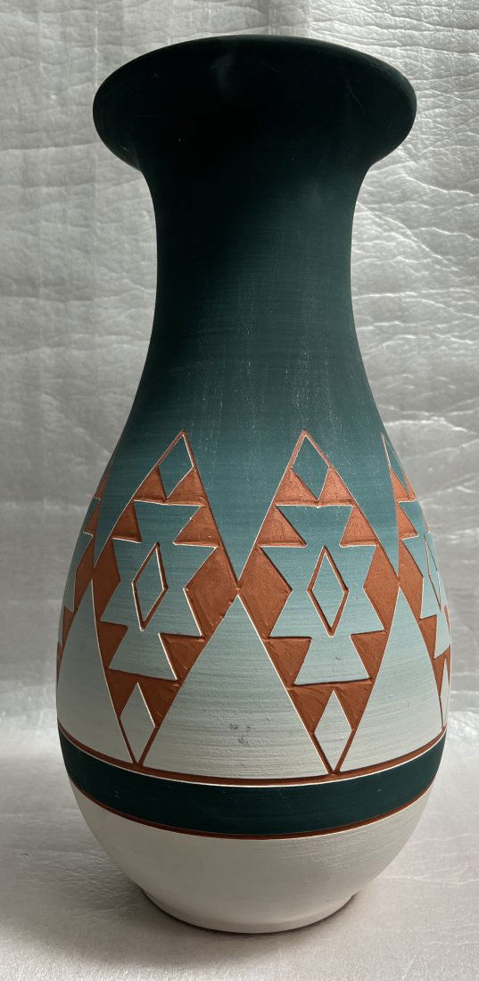 Vintage Sioux Native American Art Pottery Vase Etched Signed Red Feather (1 of 3)