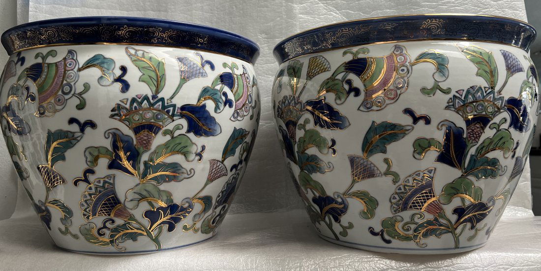 PAIR OF LARGE CHINESE JARDINIÈRE PORCELAIN FISH BOWLS/ PLANTER FLORAL DISIGN 11" (1 of 5)